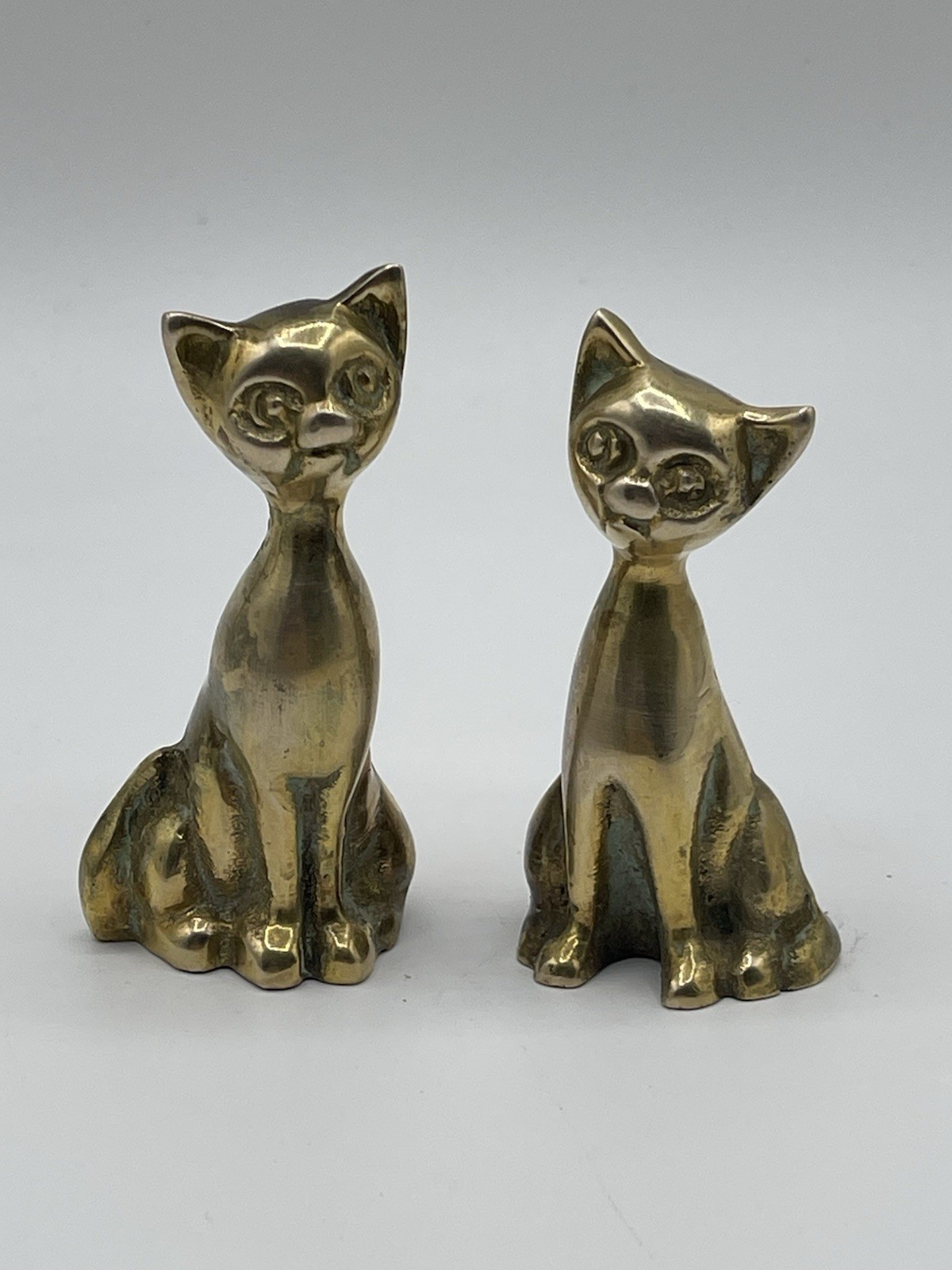 Vintage Pair Of Siamese Cats Whimsical 2.5”/  3” Solid Brass MCM Decor
