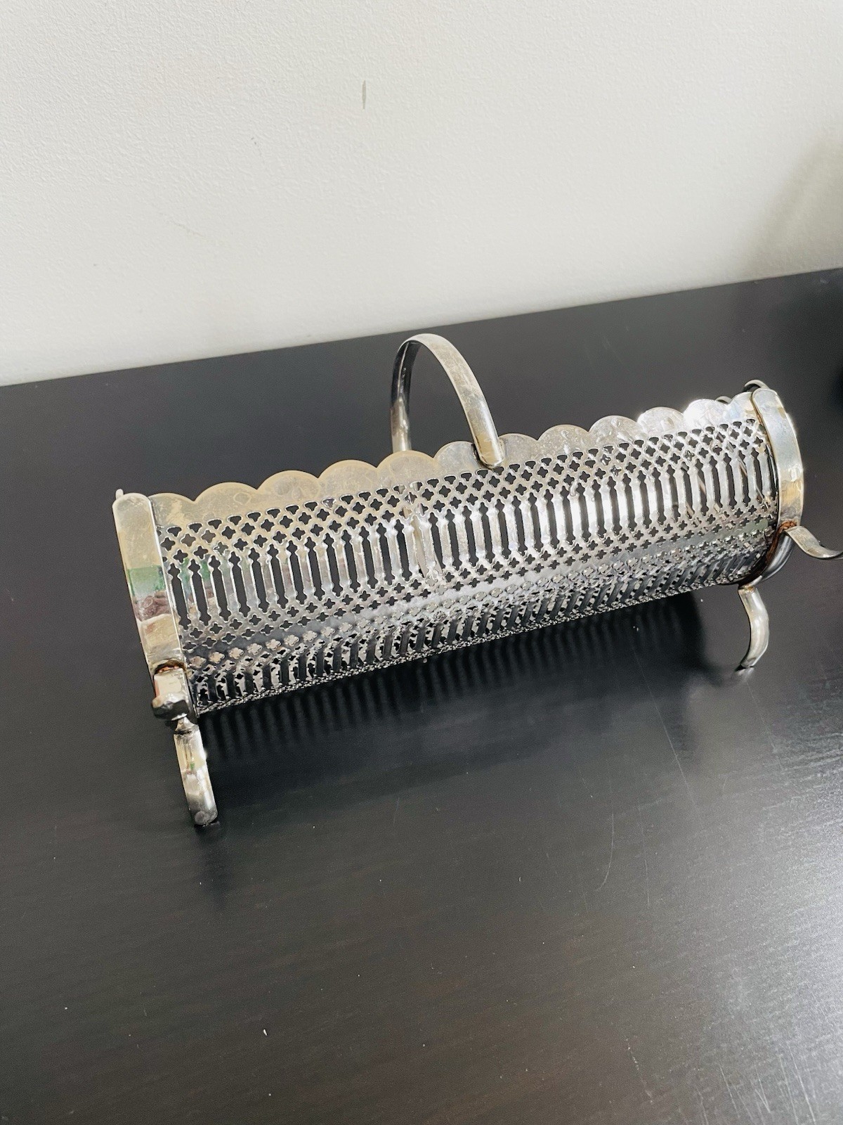 VTG Silver Plated Reticulated Decorative Biscuit, Cracker Caddy