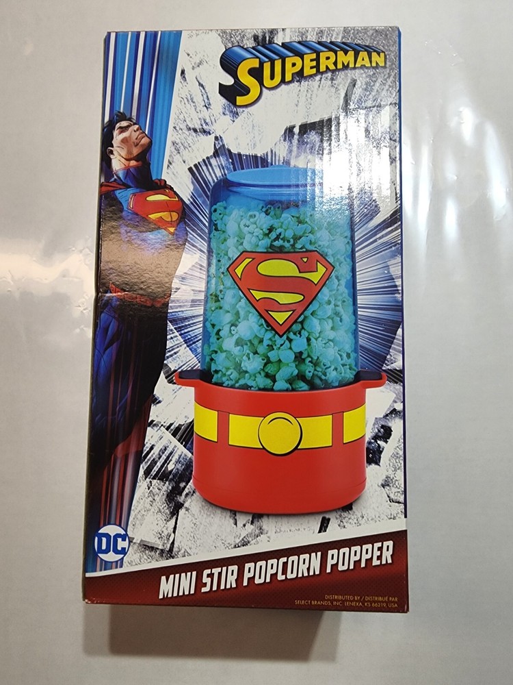 SUPERMAN MINI STIR POPCORN POPPER, New in Box. DC Comics