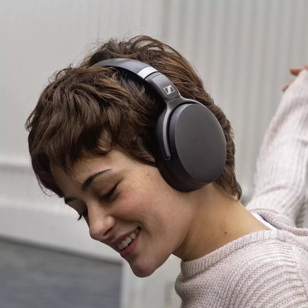 Sennheiser HD 450BT Wireless Over-Ear Headset - Black