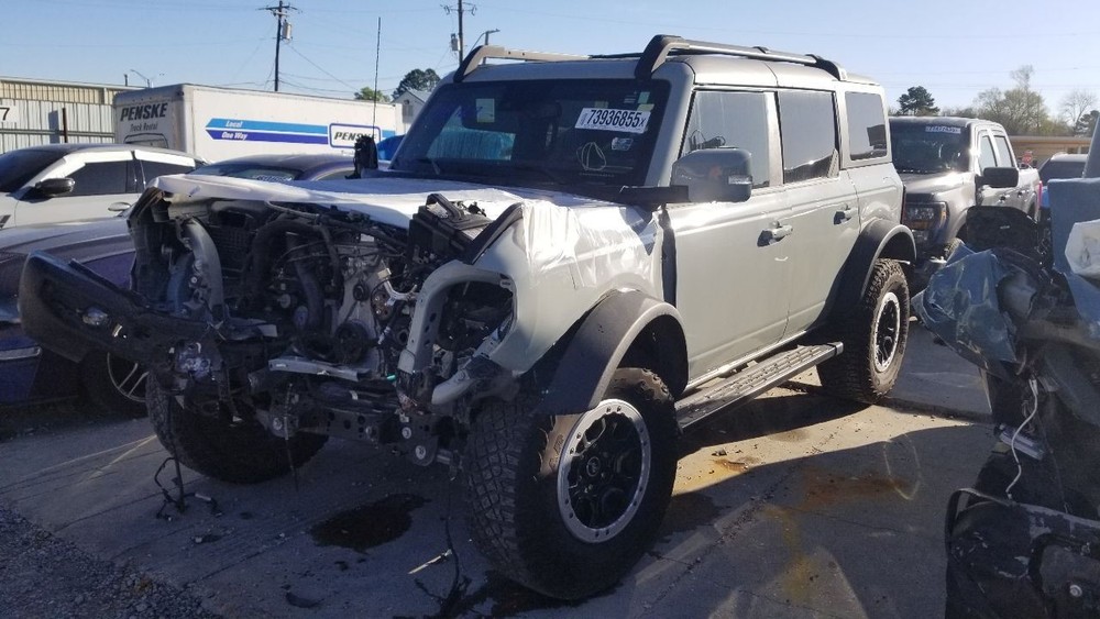 24 FORD BRONCO FRONT FACING CAMERA WINDSHIELD MOUNTED M2DT19H406CH