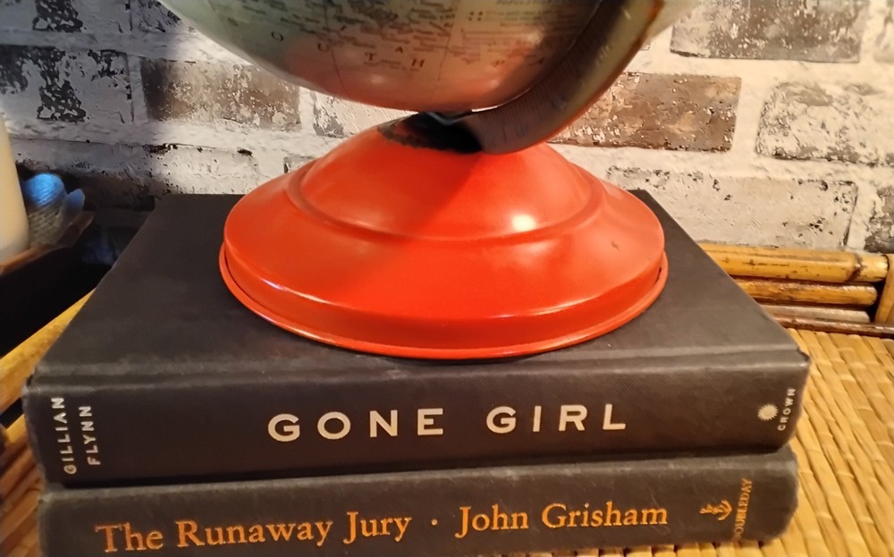 Vintage 1950's Replogle Reference 10 Inch World Globe