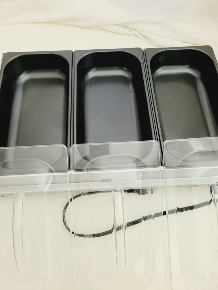 Waring Pro ~ Buffet Server Warming Tray ~ Three Pans with Lids ~ Model WBS100
