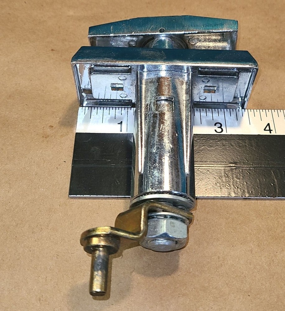 (AP) Automatic Products T handle for snack vending machine