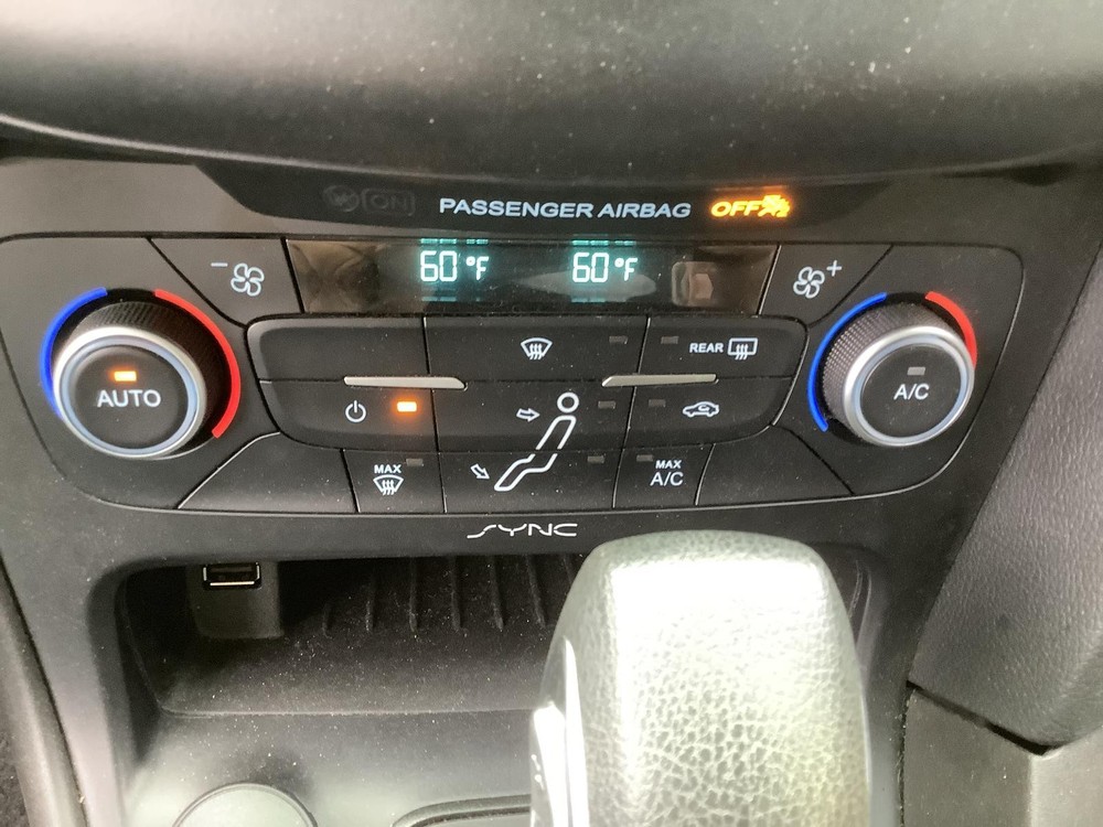 Used A/C Selector Switch fits: 2018 Ford Focus gasoline automatic temperature co