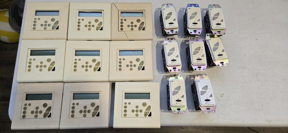 Russound Uno-S2 System Control Keypad Multiroom Audio Control. Tested & Working!