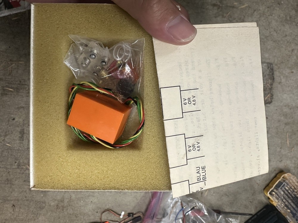 KAVAN POSITION BLINKING LIGHT RED, ORANGE & GREEN