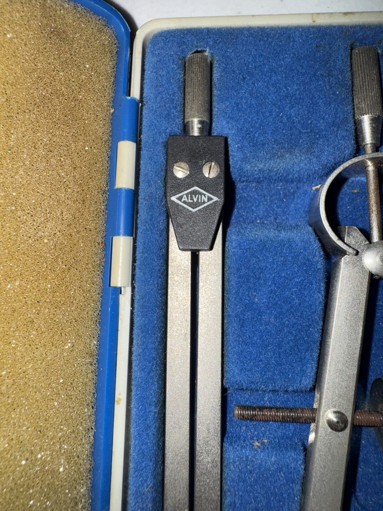 Alvin Maverick Precision Drawing Set Drafting Compass Tools w/ Case