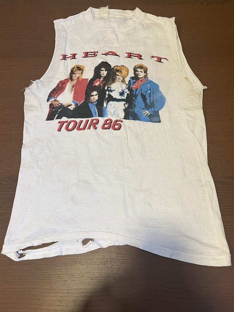 Vintage 1986 Heart Tour 86 Rock Pop Band T-Shirt Sleeveless Cut-Off Music