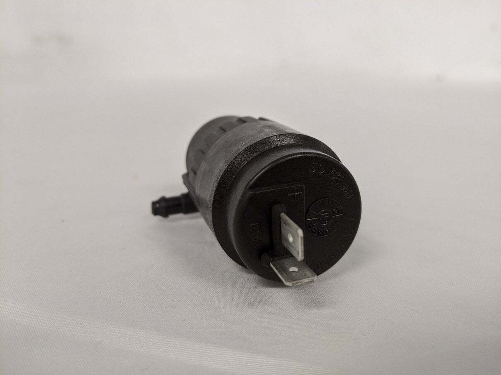 Freightliner Electrical Windshield Washer Pump Assembly - P/N FLM 066011A
