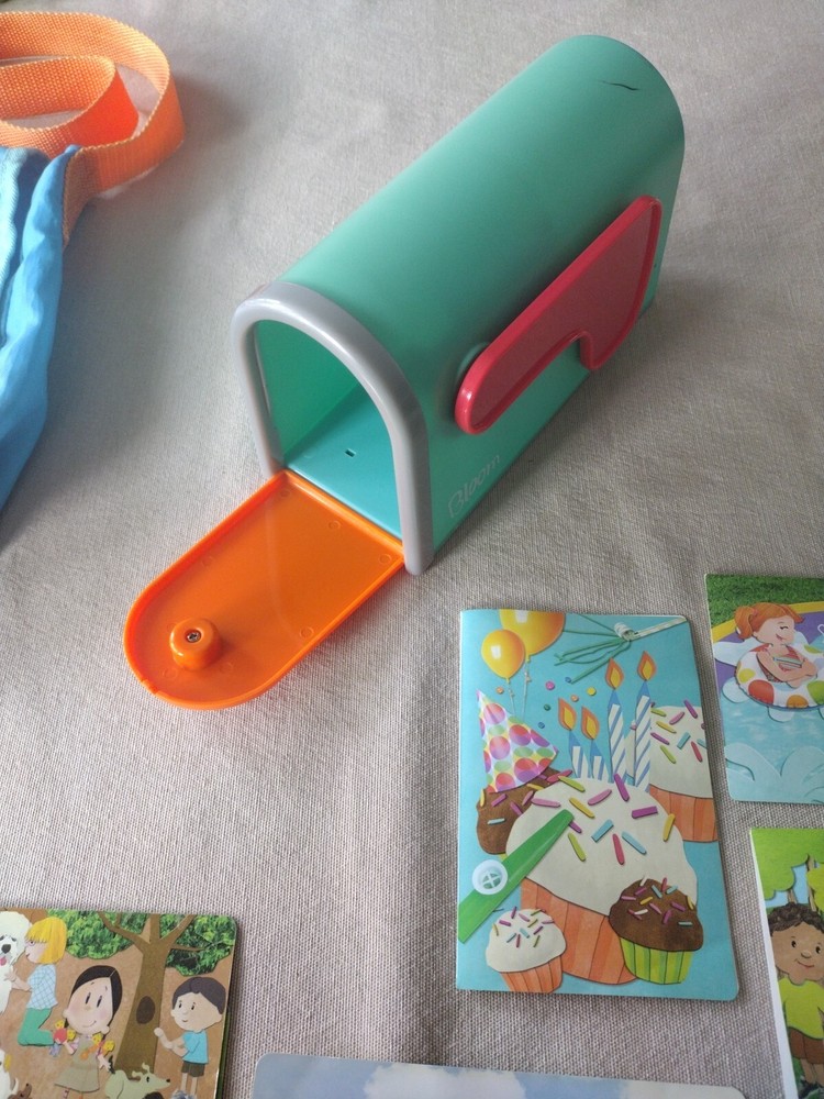 Cranium Bloom Let's Play Stamp & Mail Activity Set- Mailbox W/ Mail Pre-owned