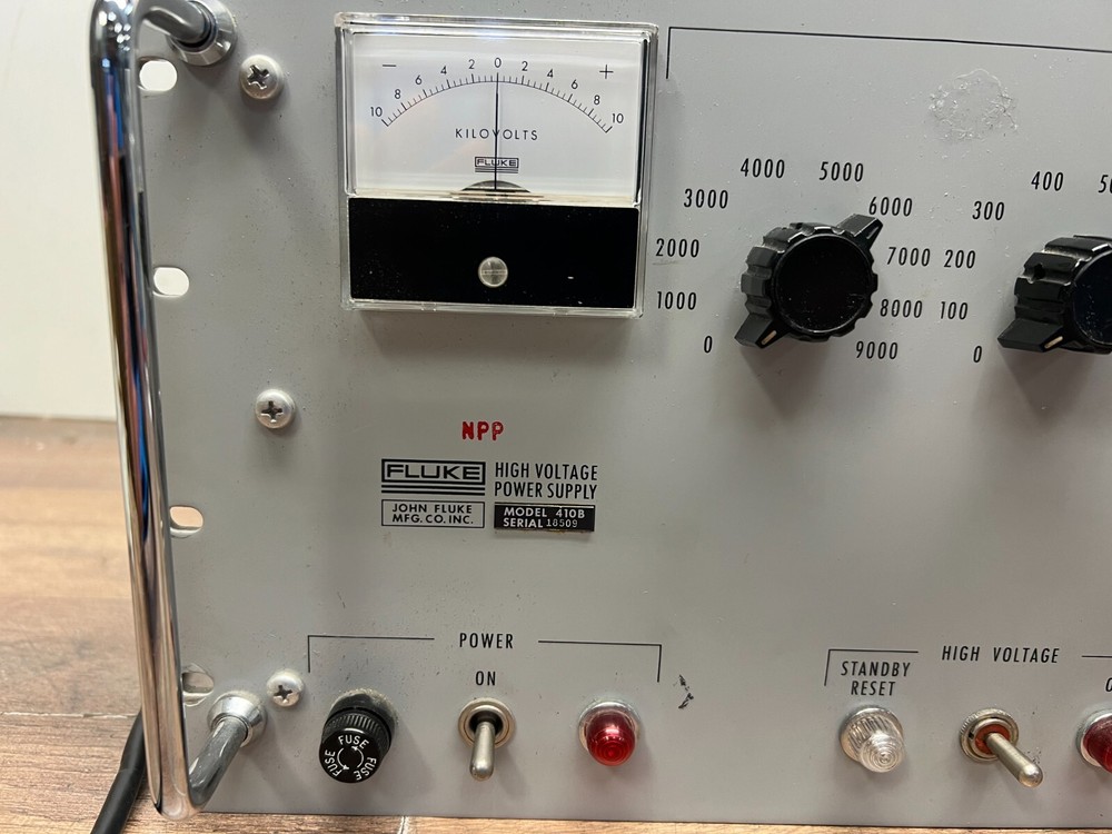 Fluke 410B High Voltage Power Supply