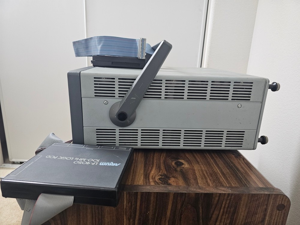Arium Logic Analyzer ML4400