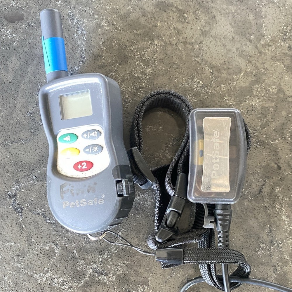 PetSafe Dog Collar Receiver Bundle + Remote Transmitter + Charger + Clip WORKS