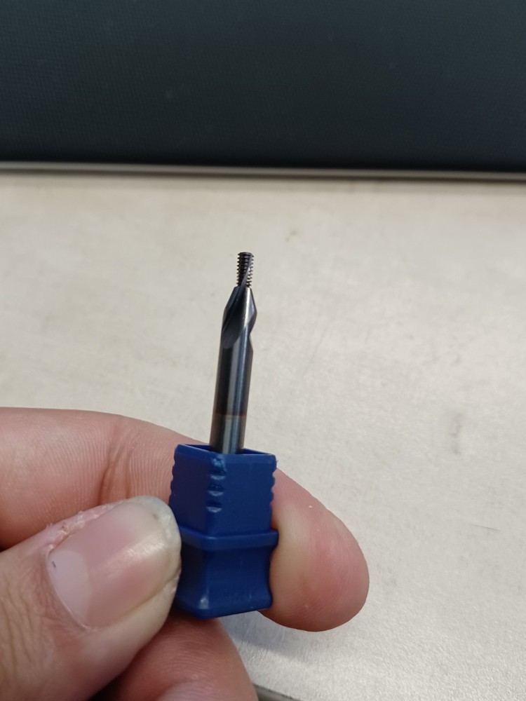 Vargus Helical Flute Thread Mill: M3x0.5, Internal, 3 Flute Solid Carbide