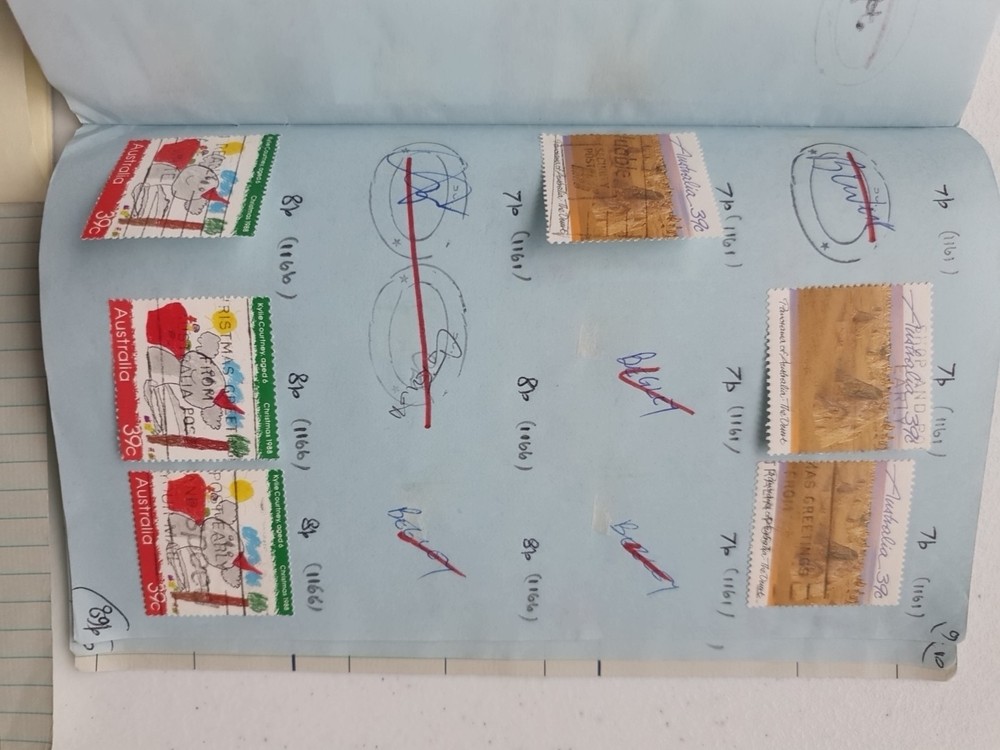 6 Stamp Approval Booklets Containing Austalia Stamps