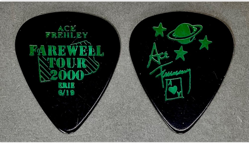 ⚡️ KISS Ace Frehley Farewell city green  on black guitar pick - Erie, PA 6/19/00