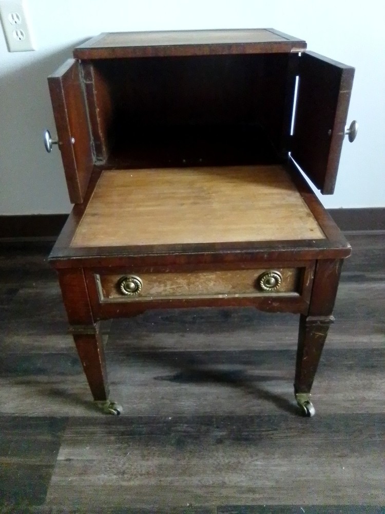 Heritage Henredon Side Table