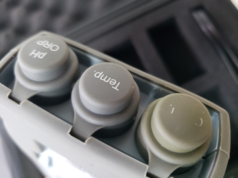 Lab Force Thomas Scientific TS-PC200 pH/mV/Cond/Temp Meter + Case