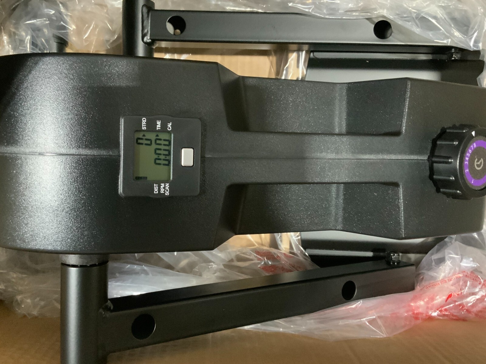 CUBII JR2 F3B2 Compact Seated Elliptical Purple