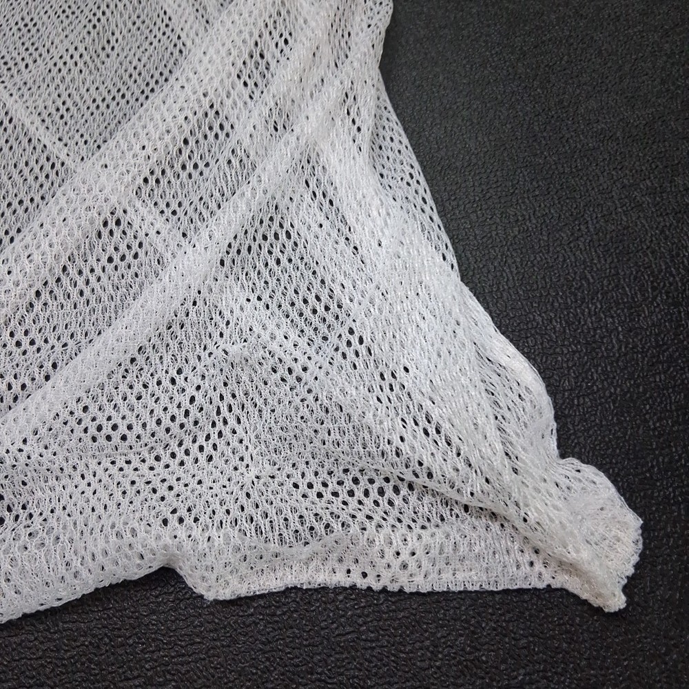 Pair of 20" x 32" White Mesh Pull String Closure Laundry Carrying Bags