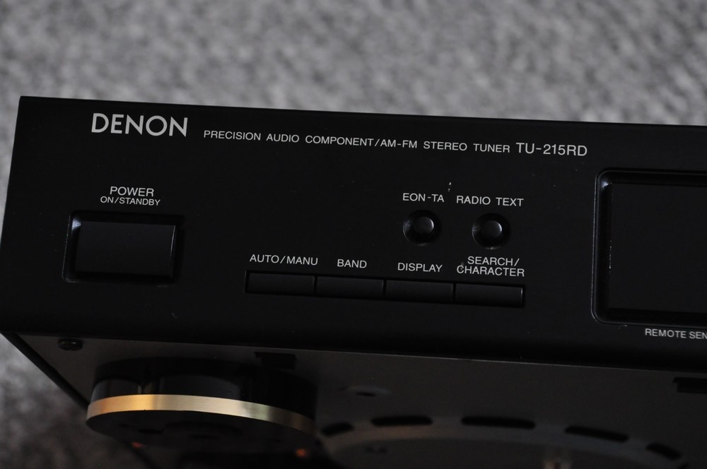 Denon TU-215RD AM / FM Stereo Tuner - Tested & Working