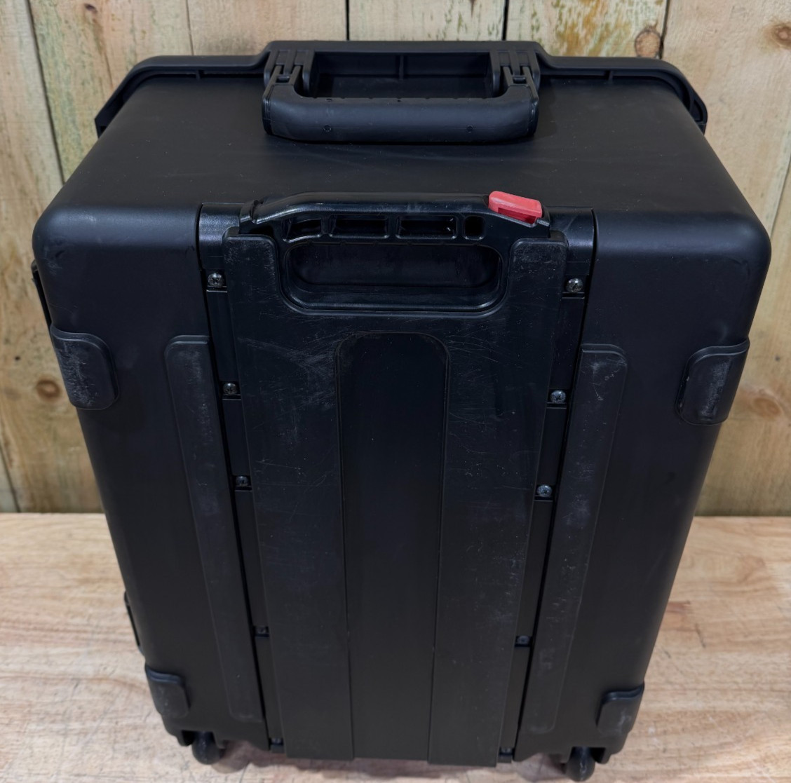 SKB iSeries 2015-10 Waterproof Rolling Case Carry On Great Condition AB