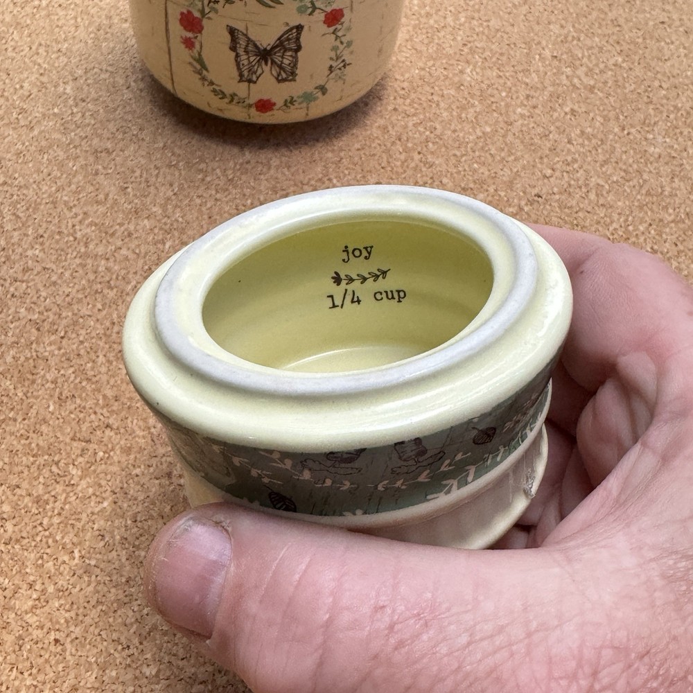 Live SImply stackable measuring cup Amylee Weeks