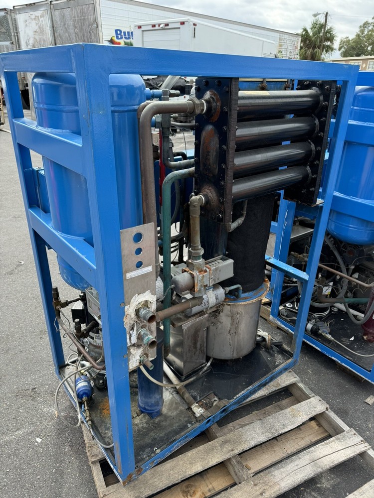 Vogt Ice Maker Machine Model 4000, High Capacity Ice Machine,Working When Pulled