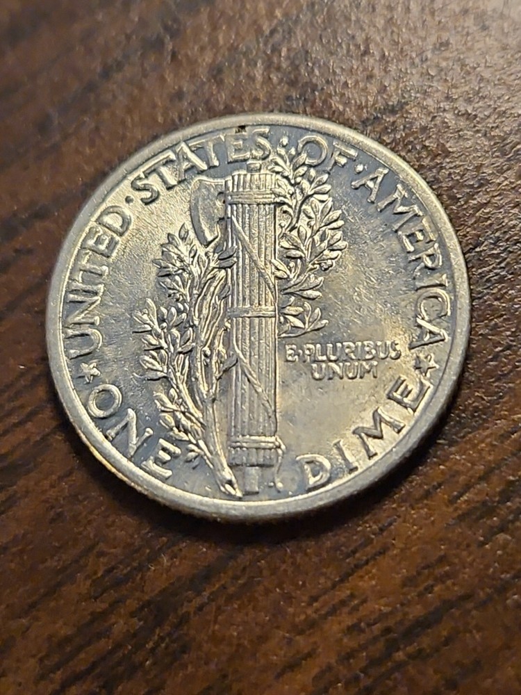1935 Silver Mercury Dime BU