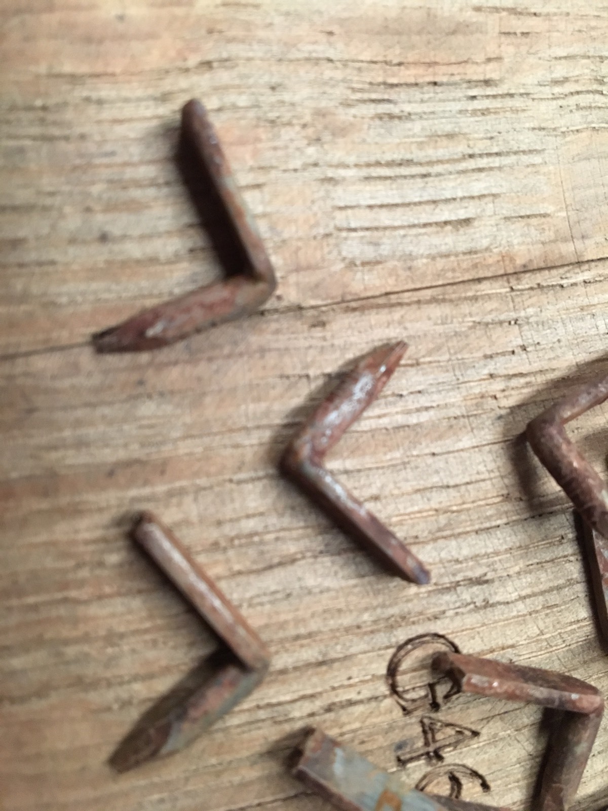 Hoop Nails Galvanized Vintage Look 50 QTY Barrel NAILS Whiskey Wine Wood Band