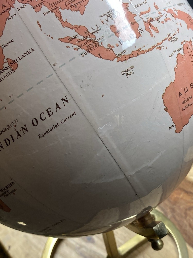 World Globe Pink With Gold Tone Solid Stand Desktop
