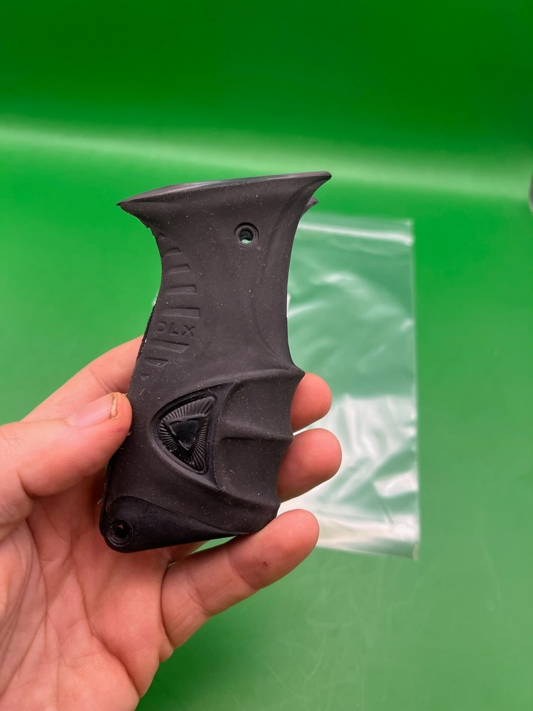 DLX Luxe Grips