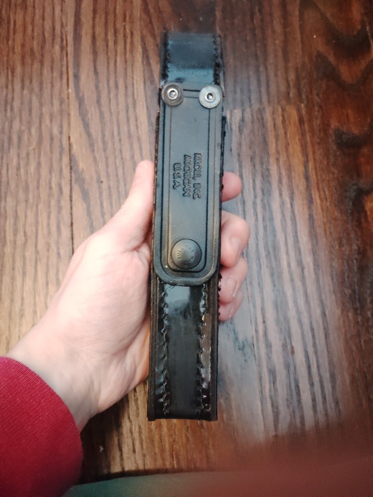 Kroll Inc Baton Holder