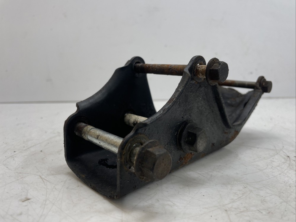 ♻️ Yamaha Ybr 125 Custom 2008 - 2016 Engine Cradle Mount Bracket ♻️