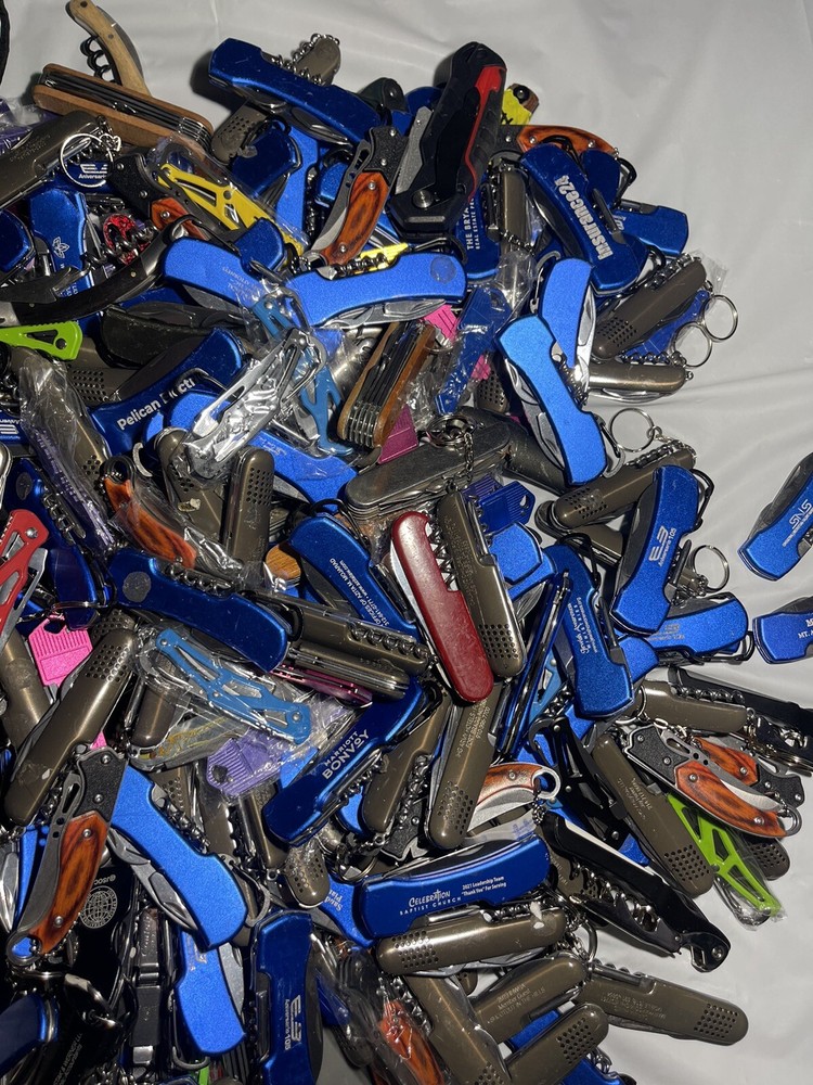 TSA Confiscated Pocket Knives/multitools Lot