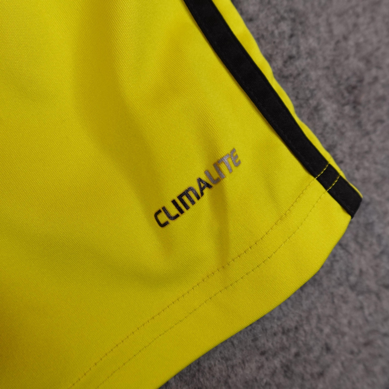 Columbus Crew Shorts Mens Medium Yellow MLS Soccer Adidas Climalite Training VTG