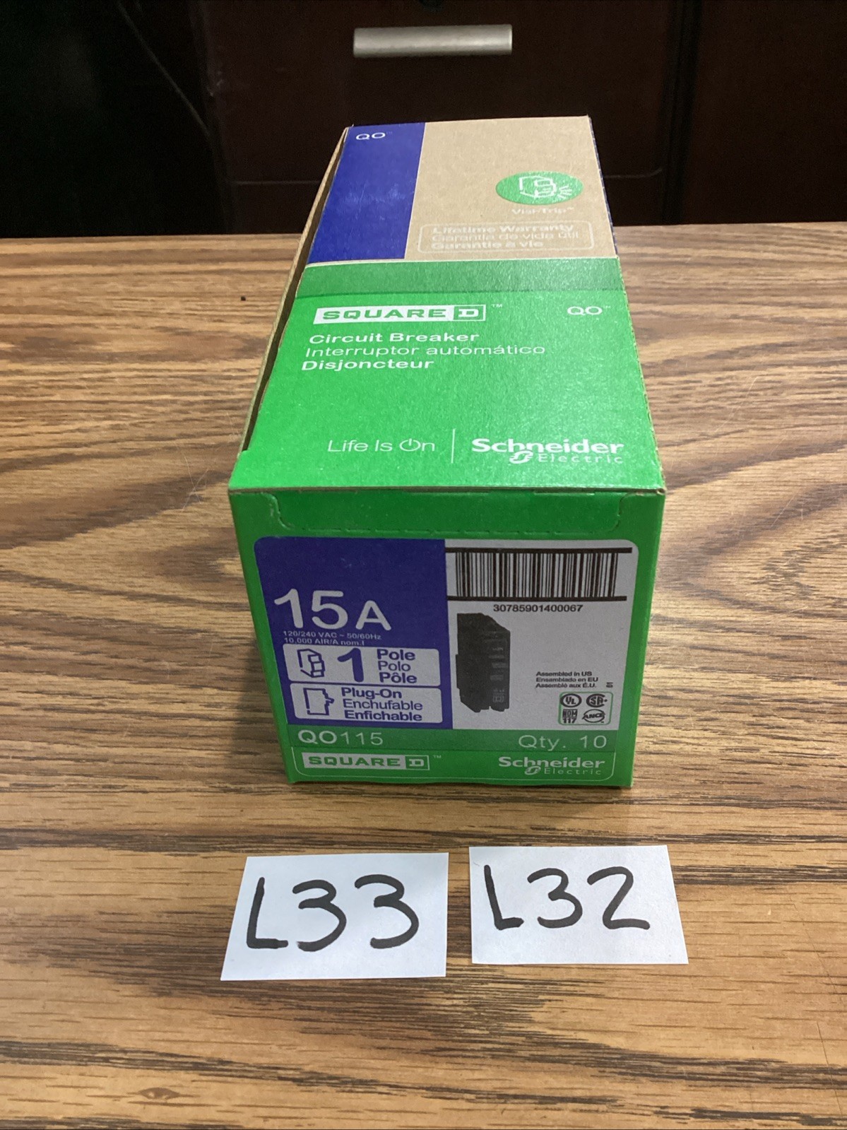 NEW LOT OF 10 SQUARE D 15 Amp Circuit Breaker QO115 Plug-In 1 Pole 120 Volt