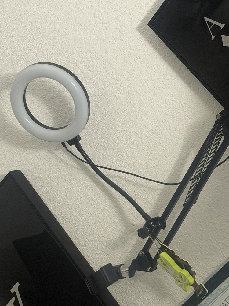 White Vinyl Cutter Machine Cutting Plotter with Accessories for Crafting