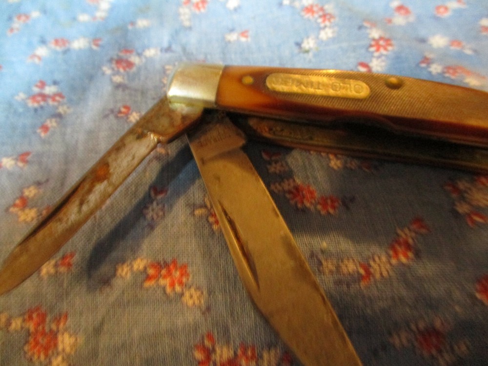 q. Old Jackknife Folding Knife Schrade Old Timer 3 5/16 Inch When Closed