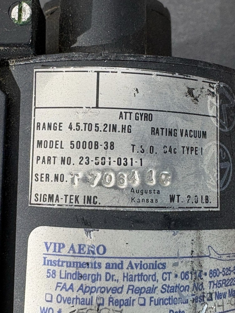 5000B-38 ATTITUDE GYRO