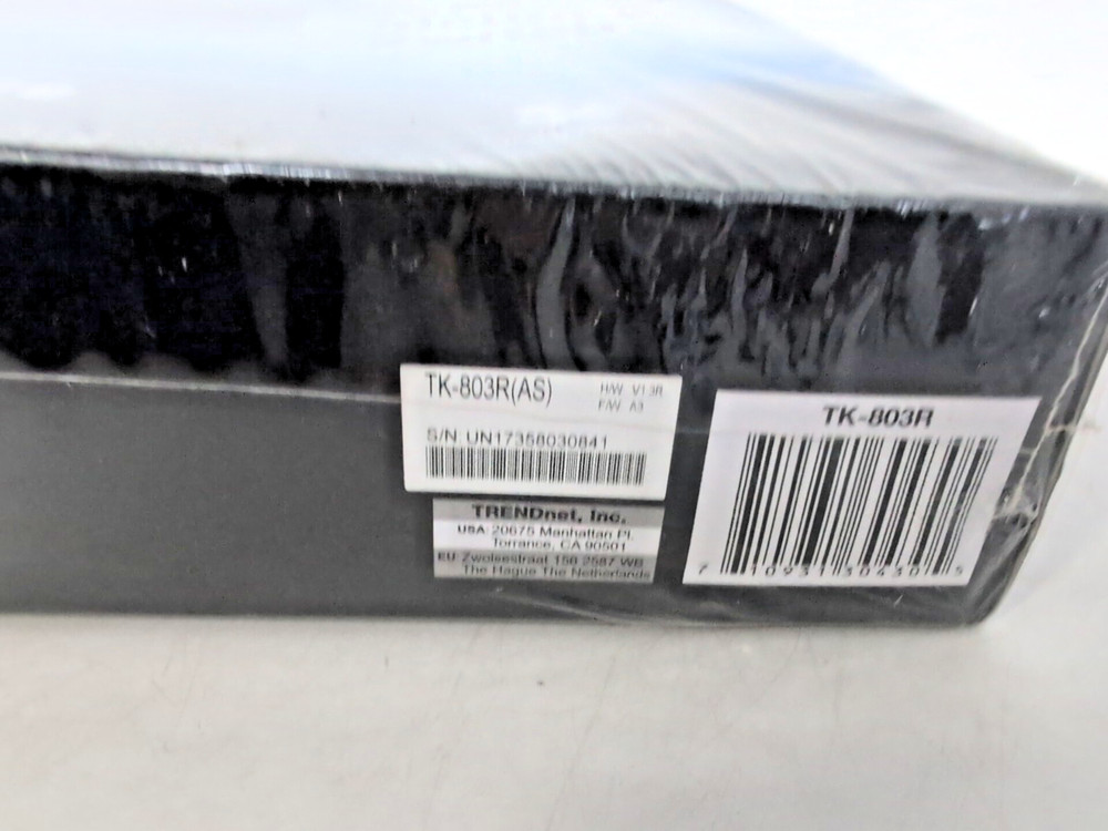 TRENDnet TK-803R 8-PORT TACK MOUNT KVM SWITCH