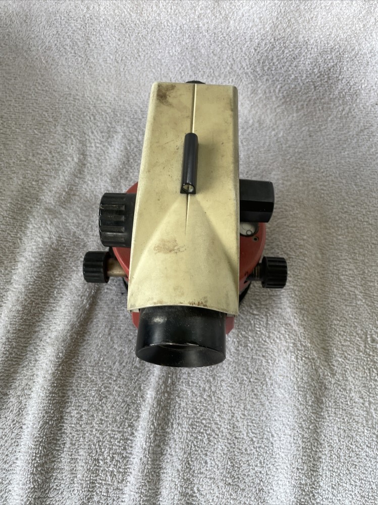 Leica basic level red/ white (D2)