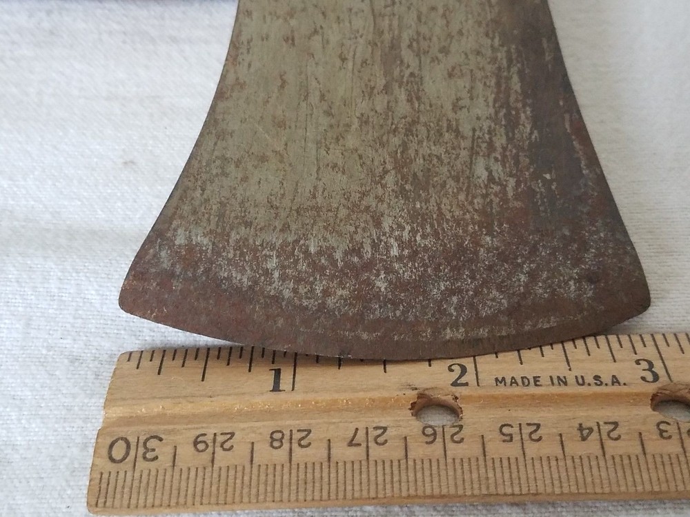 VTG HATCHET/AXE 2 POUND OVERALL WEIGHT