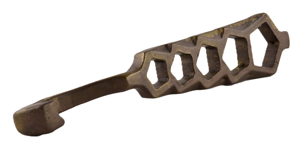 Firefighter Wrench 5 Hole Brass Fire Hydrant #158C