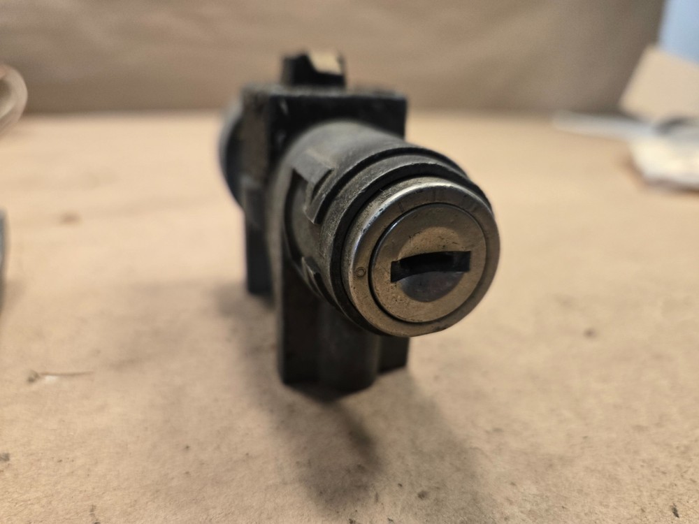 MG MGB Midget Column Lock 18G8905