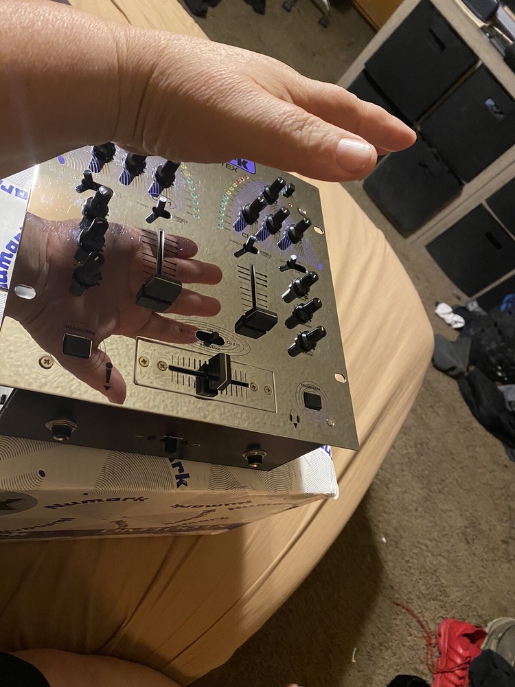 Numark DM1001X DJ Turntable Mixer CHROME