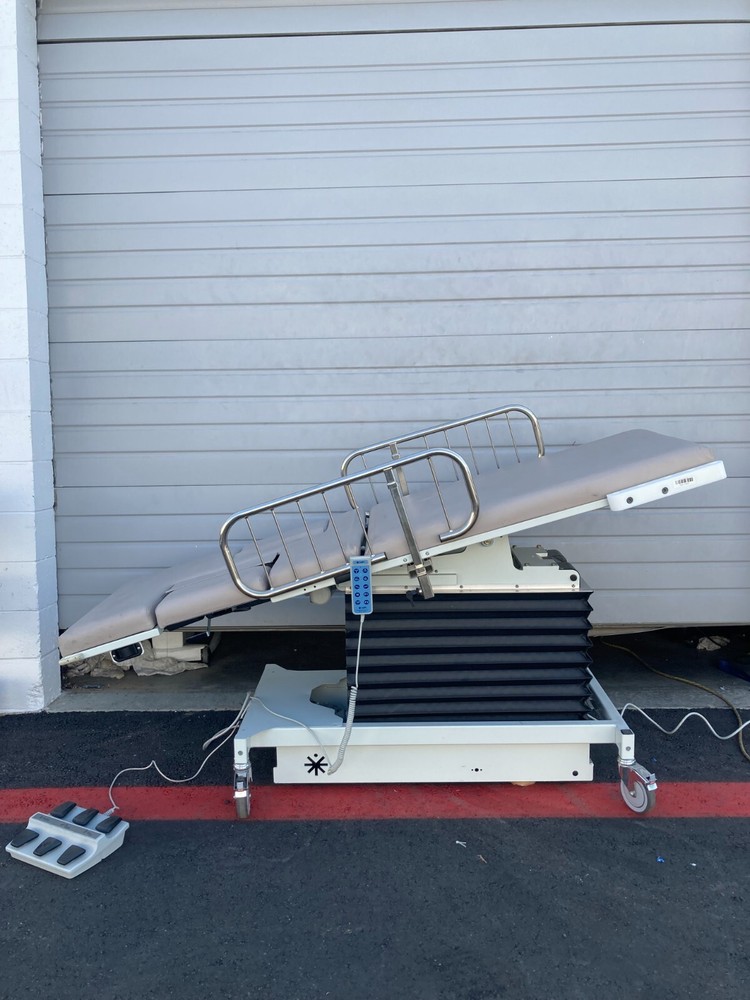 MPI Echo Table| New Upholstery | Aimcardio.com