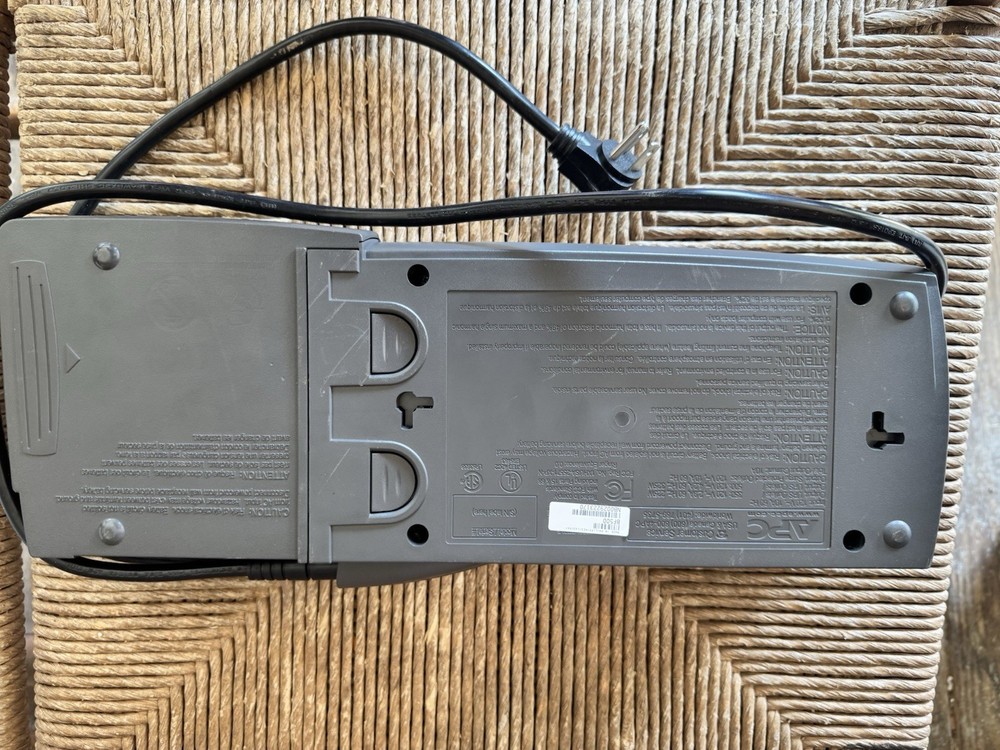 APC Back-UPS Office 500VA, 120V Replace Battery Battery Error Great Condition