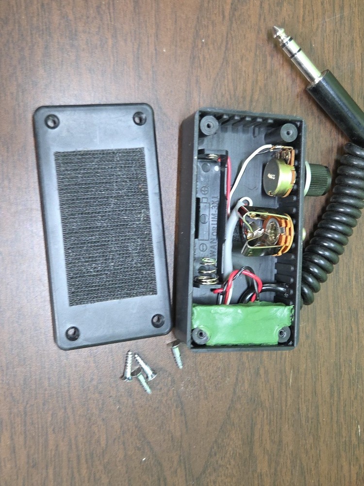 Depth, Master, Boost The Deeper Signals And Reduces Surface Loud Responses